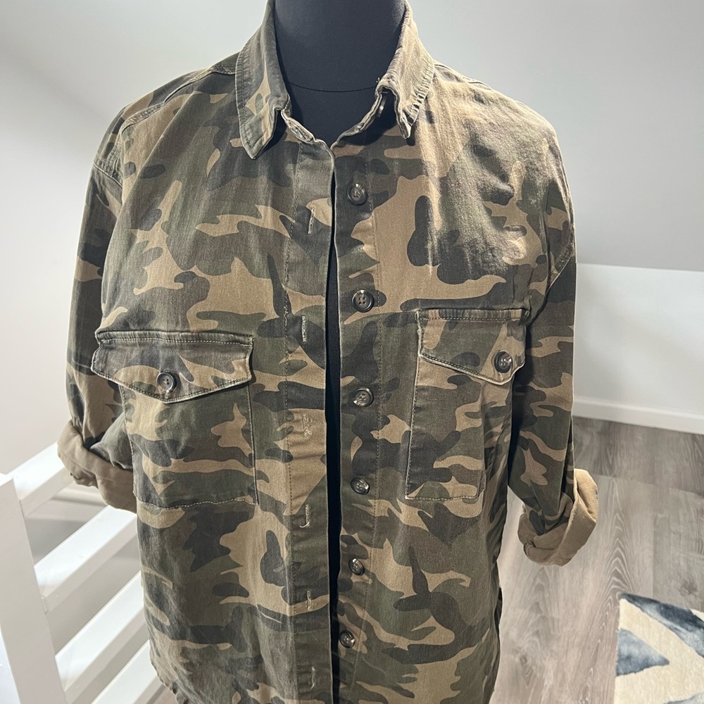 Fashion to Figure Men's Camouflage Field Jacket